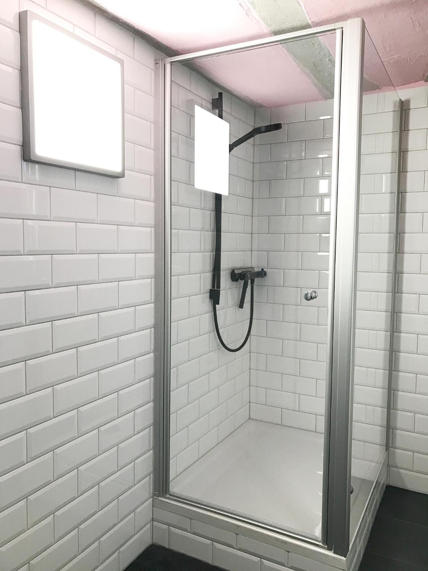 Fuxbau Apartment นอยชตัดท์ อัน แดร์ ไวน์ชตราเซอ ภายนอก รูปภาพ