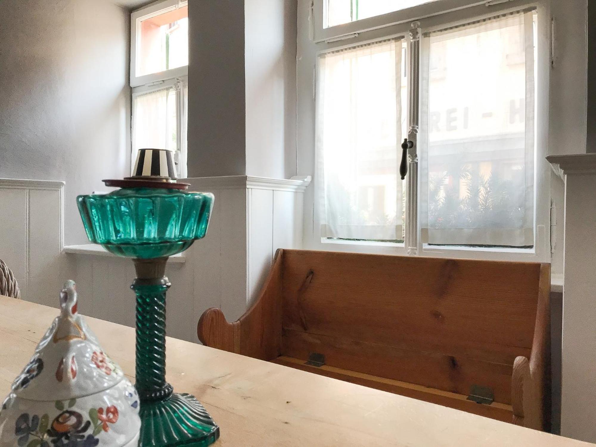 Fuxbau Apartment นอยชตัดท์ อัน แดร์ ไวน์ชตราเซอ ภายนอก รูปภาพ